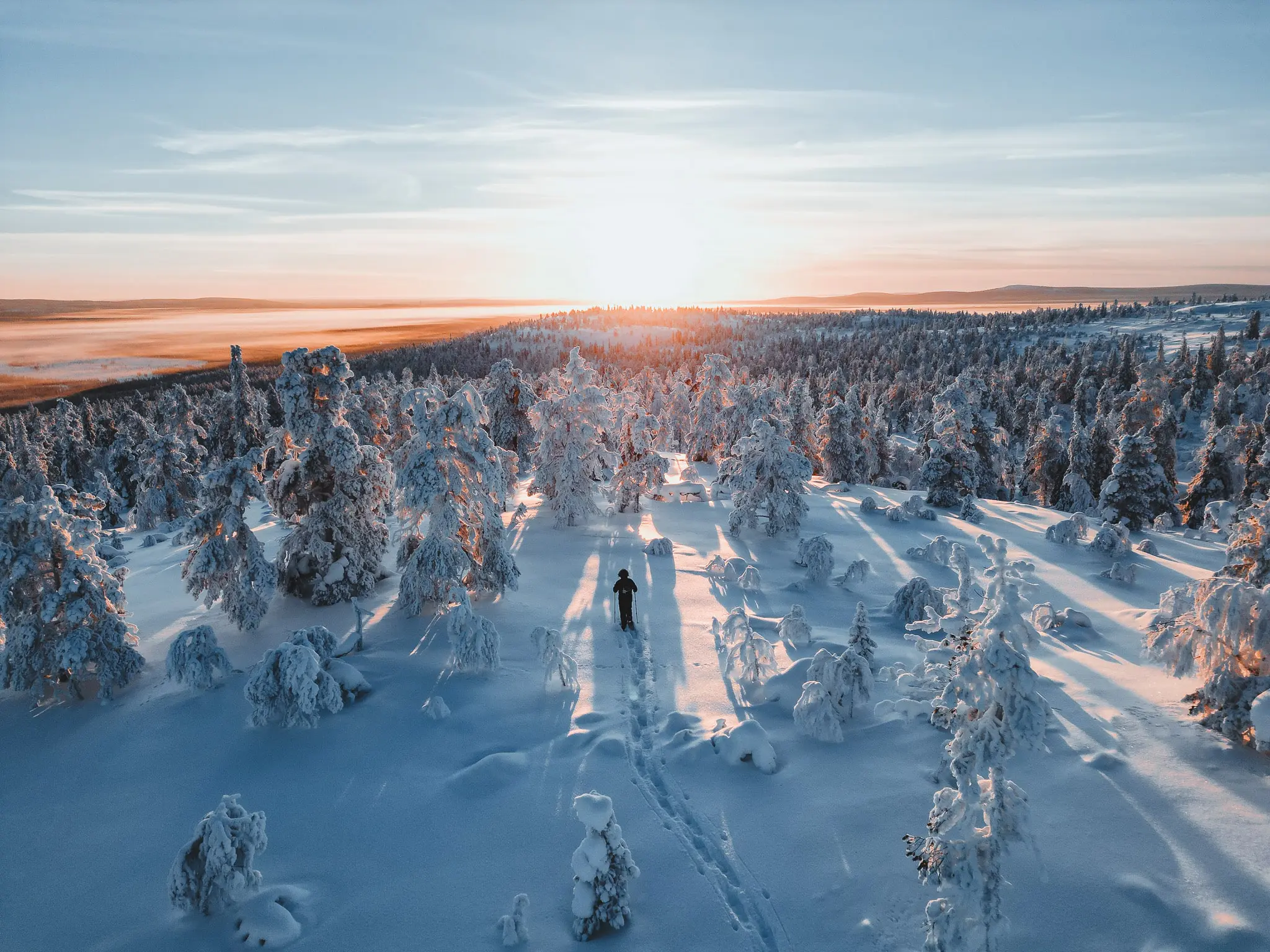 Vue imprenable sur la Laponie en Finlande.