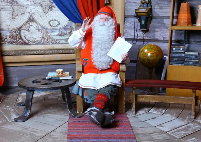 Père Noël Rovaniemi Laponie