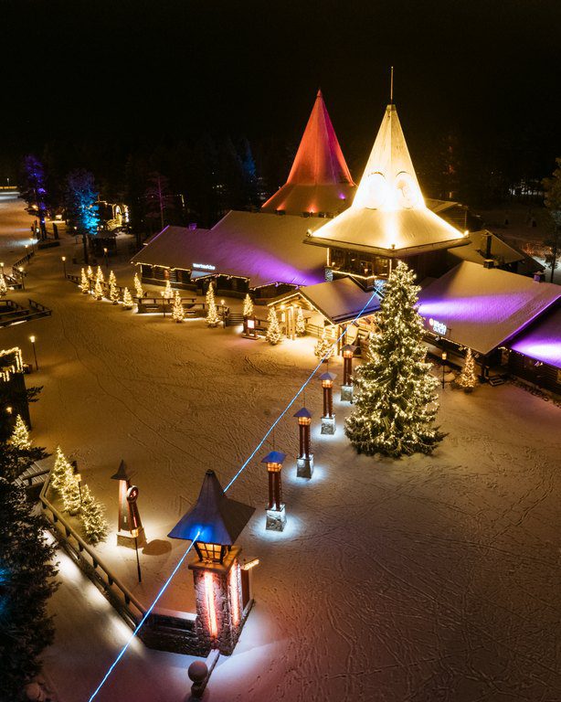 Santa Claus Village Rovaniemi Laponie Finlande, cercle arctique